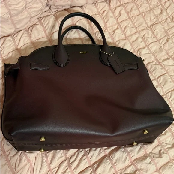 Coach Empire 40 in Merlot - Picture 13 of 16